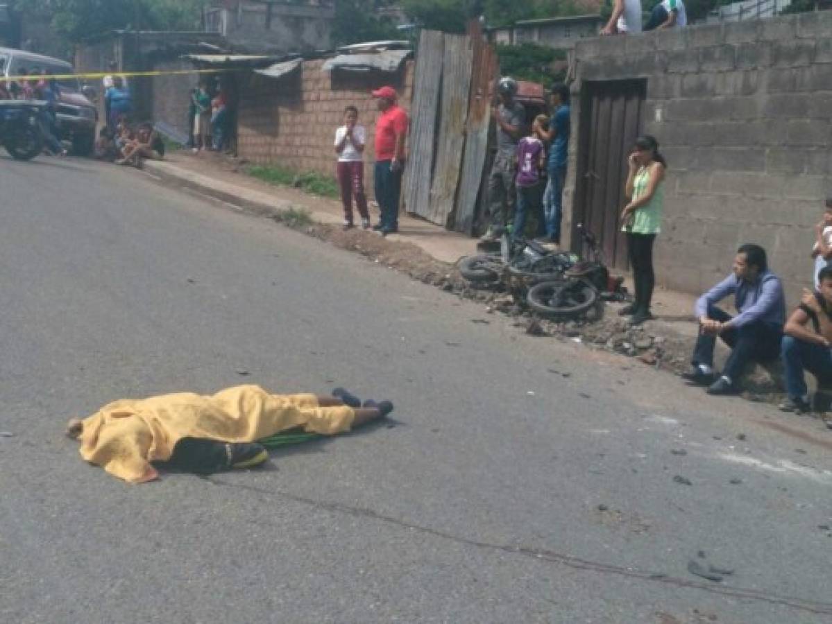 Motoclista muere atropellado por un taxista en la colonia Villa Nueva de Tegucigalpa