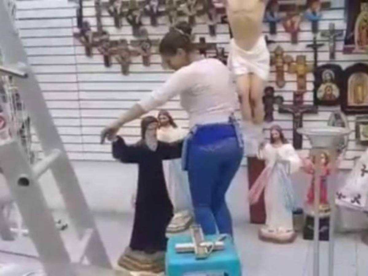 Viral: Baile de cumbia junto a figura religiosa genera indignación en las redes sociales