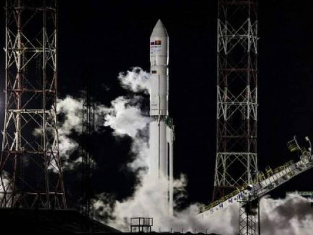 Rusia pierde el contacto con un satélite angoleño  