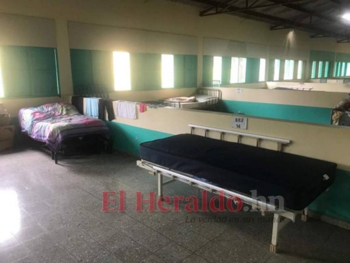 Corren a quemar colchones viejos en el hospital Santa Rosita