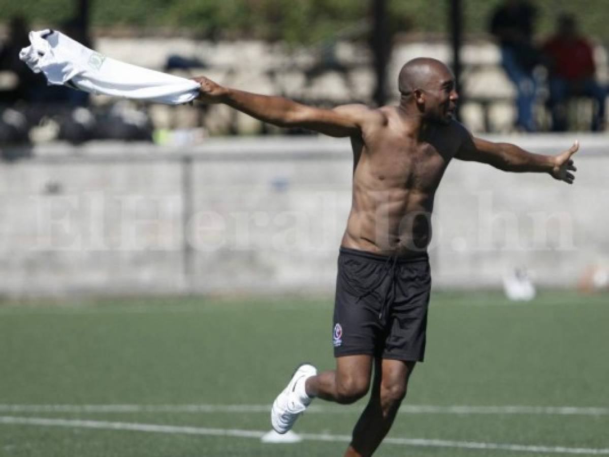 Jerry Palacios marca por segunda vez el primer gol de un torneo de Liga Nacional