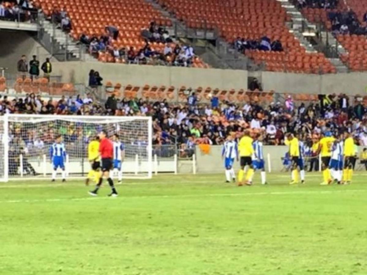 Selección de Honduras perdió 0-1 ante Jamaica en partido amistoso jugando en el BBVA Compass Stadium