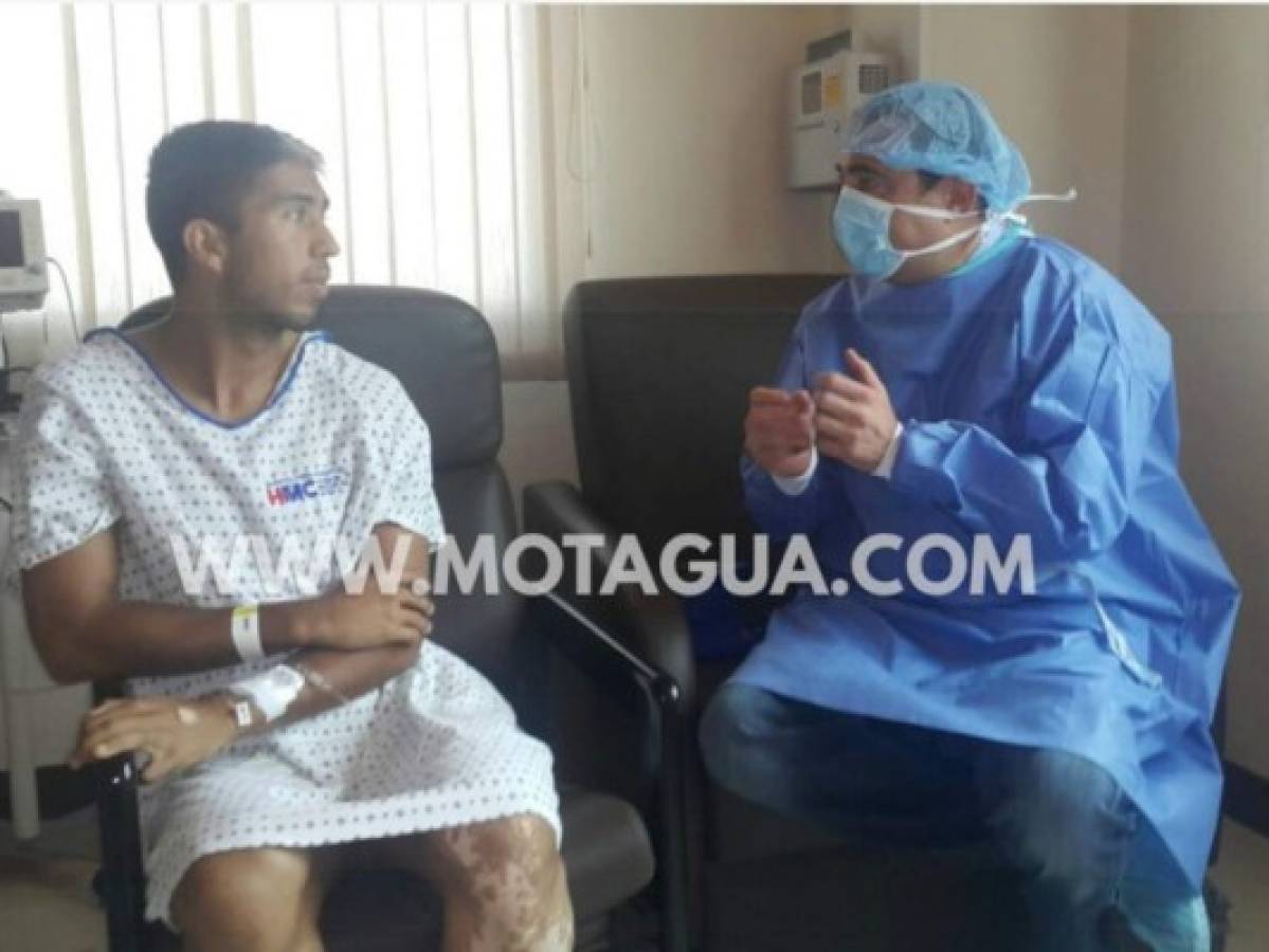 Pedro Atala visitó al jugador de Motagua Santiago Vergara