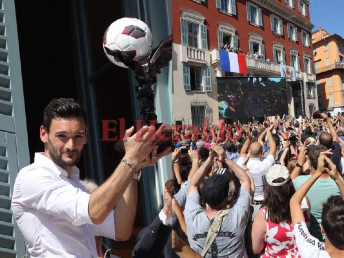 Hugo Lloris, capitán de Francia, recibe el homenaje de Niza, su ciudad natal