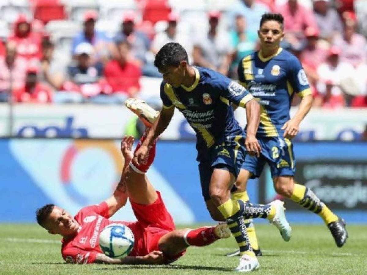 Morelia vence 2-0 a un Toluca que sigue en crisis