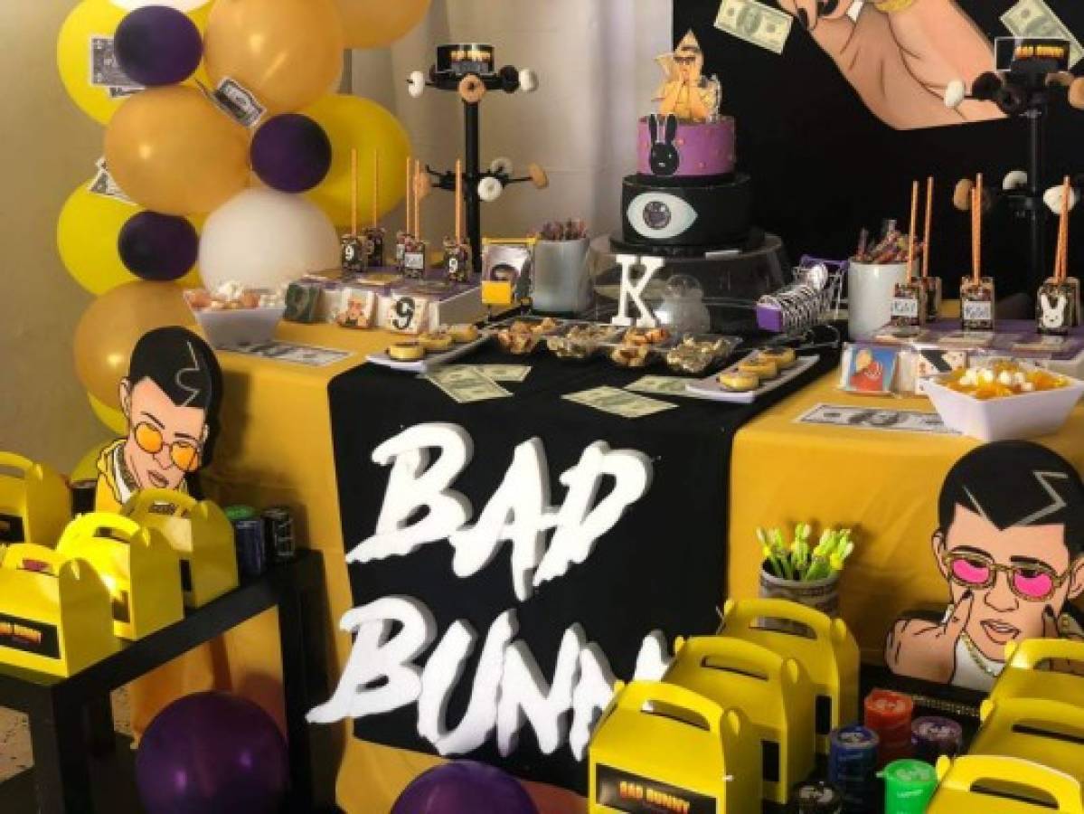 Niño pide fiesta temática de Bad Bunny y se vuelve viral