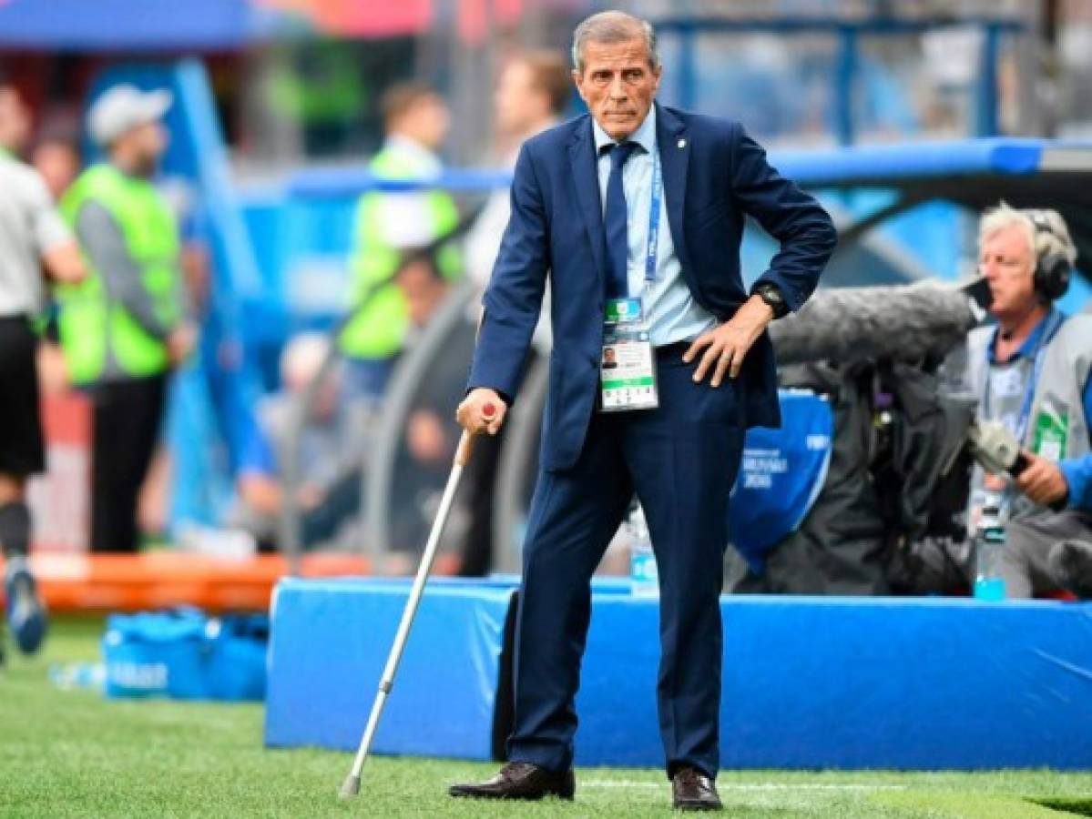 Tabárez: 'Le dije a los jugadores que pueden estar con la cabeza bien alta'