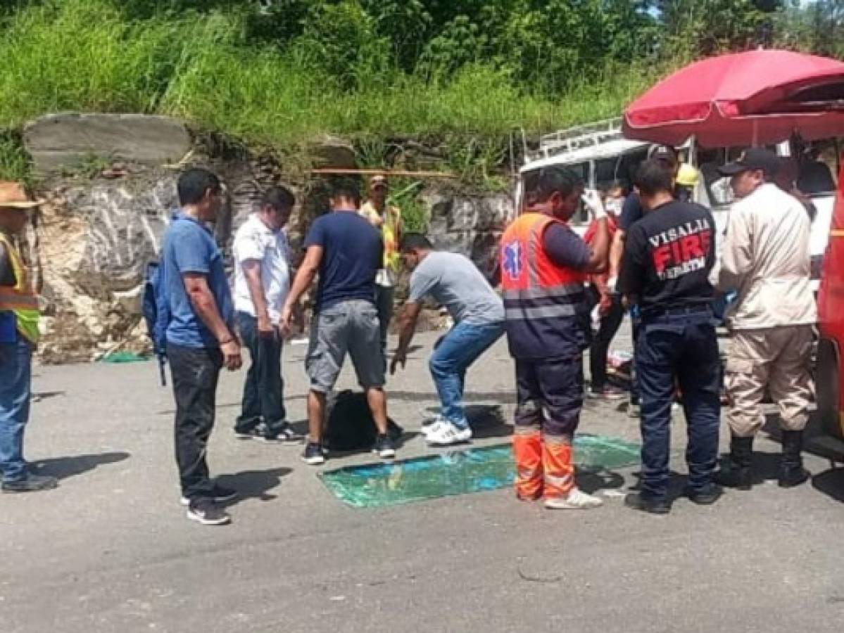 Cuatro heridos deja aparatoso accidente en Santa Cruz de Yojoa