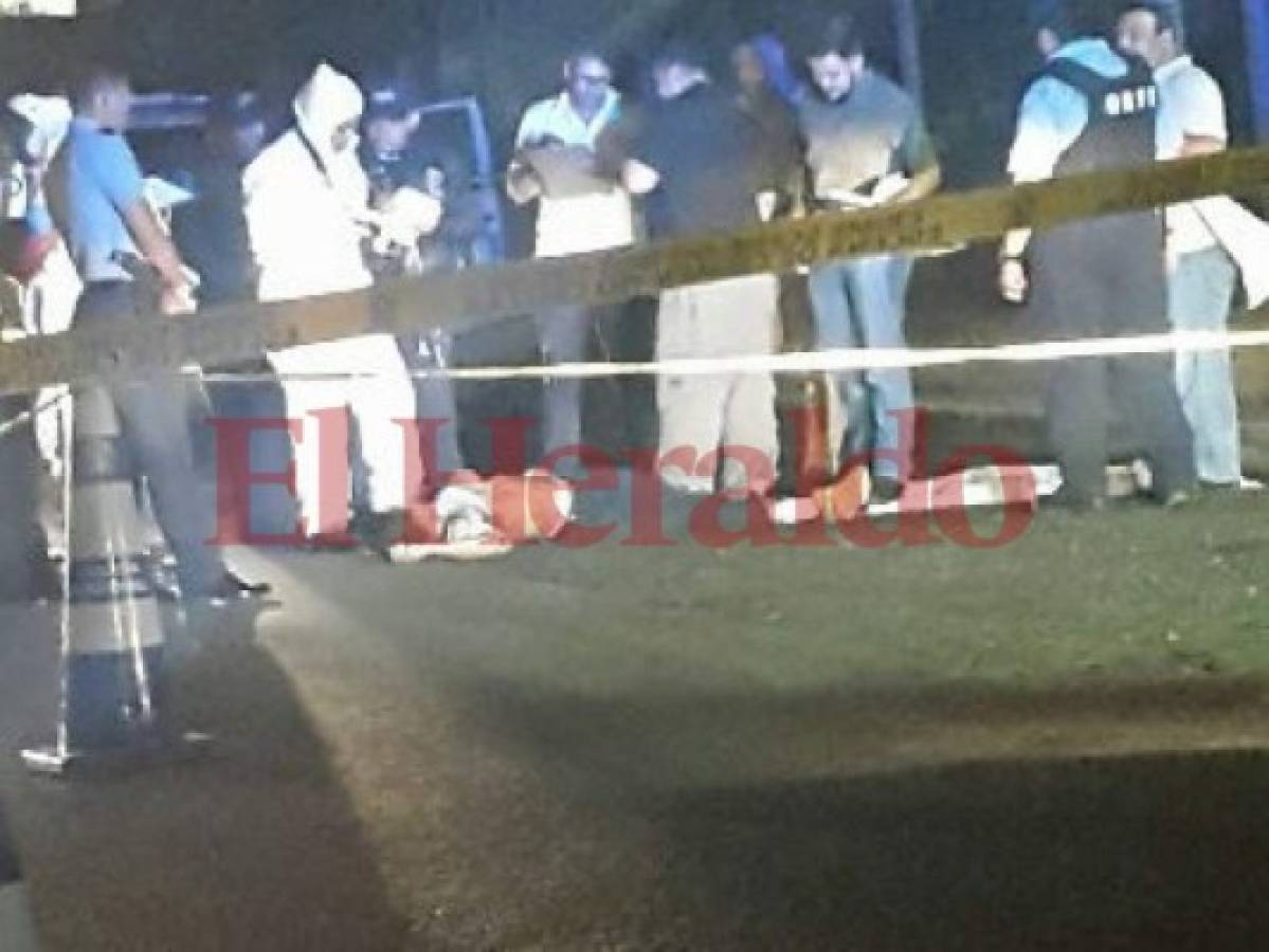 Desde vehículo en marcha lanzan cadáver enfrente de la Universidad Pedagógica en la capital