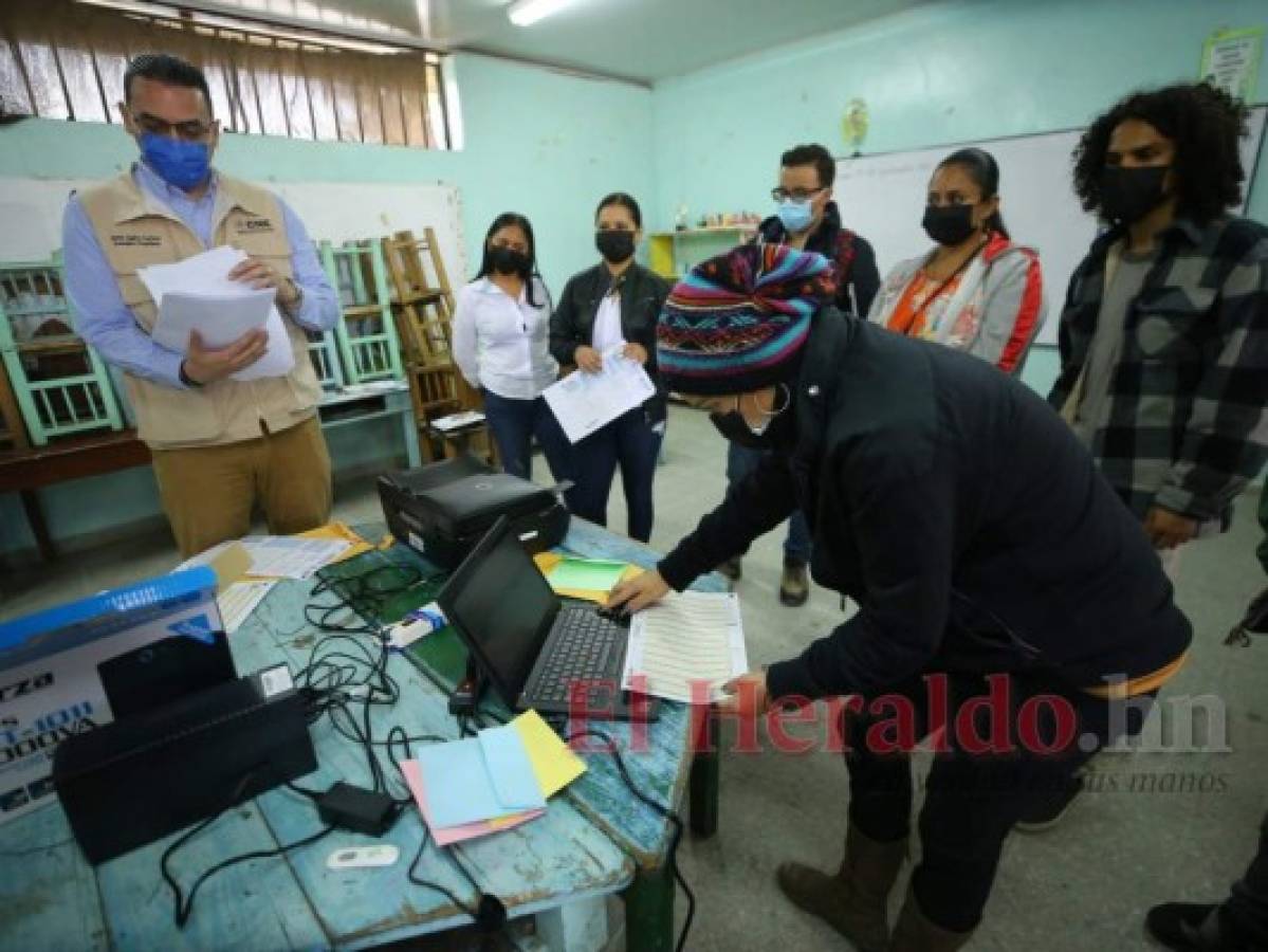 Falta de energía y tardanza por impuntualidad: las fallas que salieron a luz durante simulacro del TREP (FOTOS)