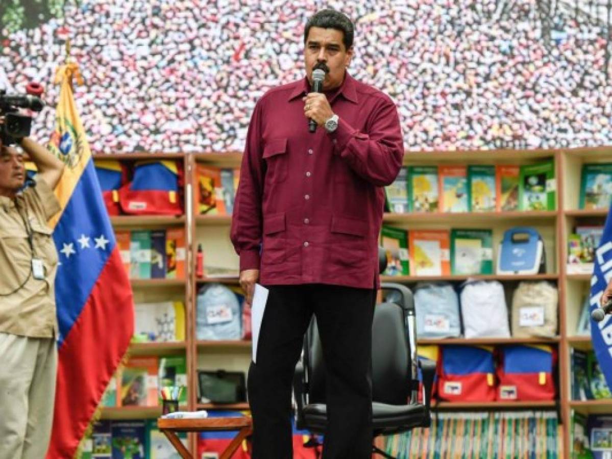 Maduro denuncia sabotaje contra comicios de alcaldes y amenaza con cárcel