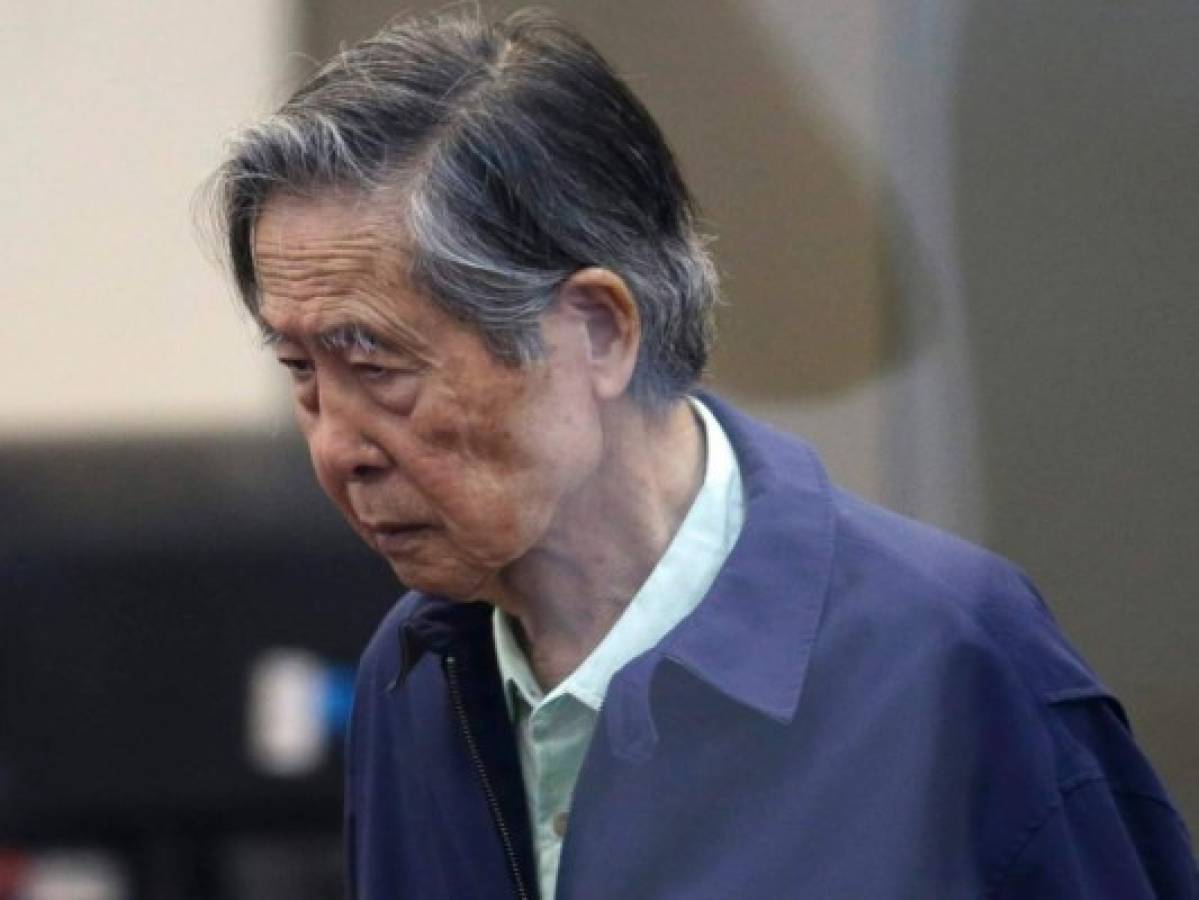 Expresidente peruano Fujimori hospitalizado por infección estomacal