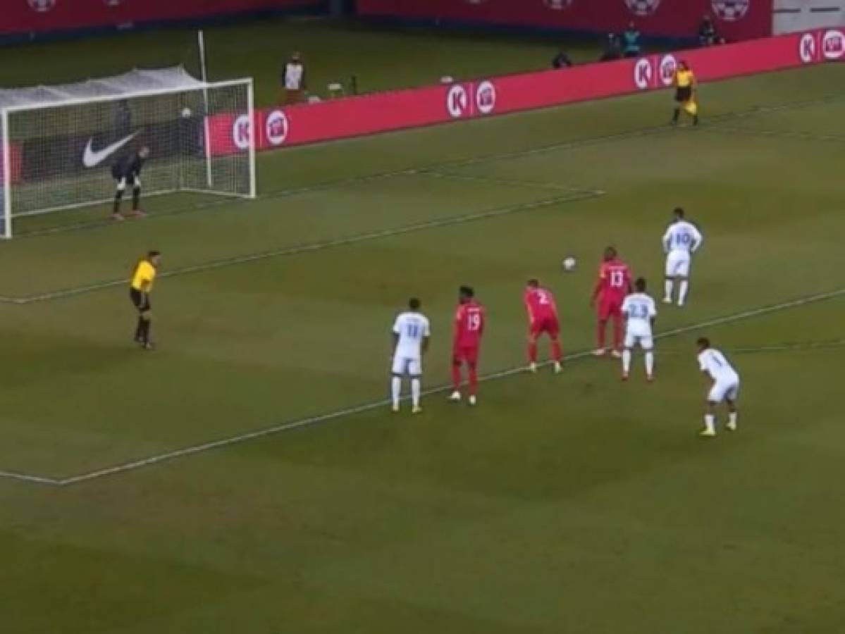 VIDEO: Alex López de penal adelanta a Honduras ante Canadá, pero se lesiona