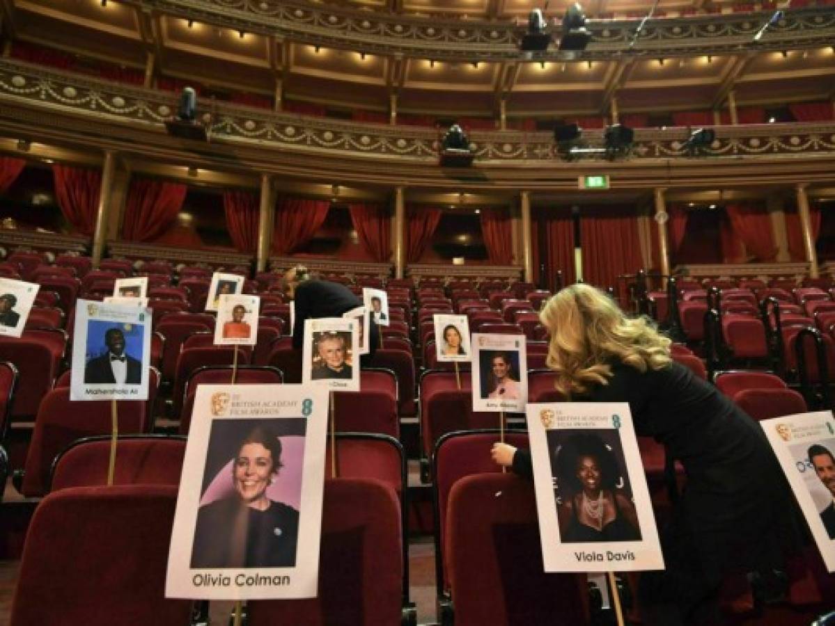 Estrellas y realeza se juntan para los Premios BAFTA