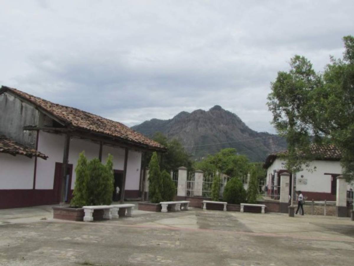 Monumentos que atestiguan la soberanía de Honduras