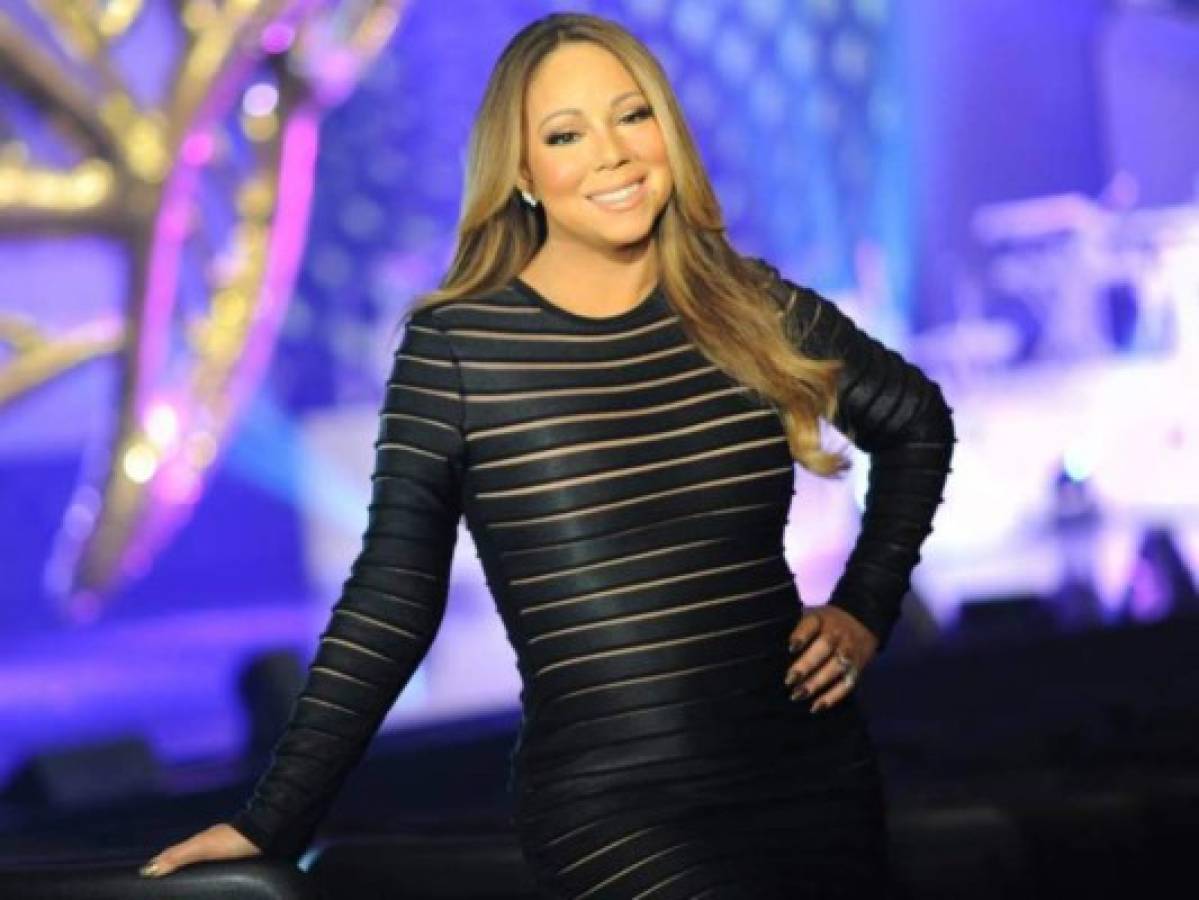 La cantante Mariah Carey recibe críticas por compartir una foto sin maquillaje