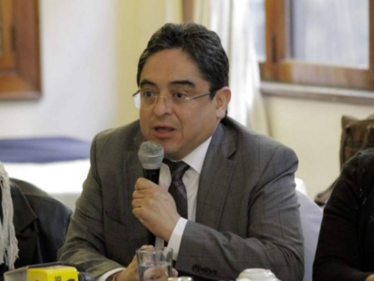 Ombudsman guatemalteco denuncia boicot oficial con recorte de presupuesto  
