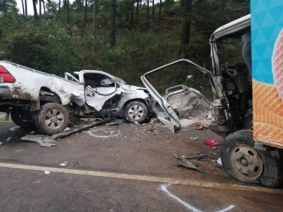 Cuatro heridos deja accidente a la altura del Valle de Amarateca