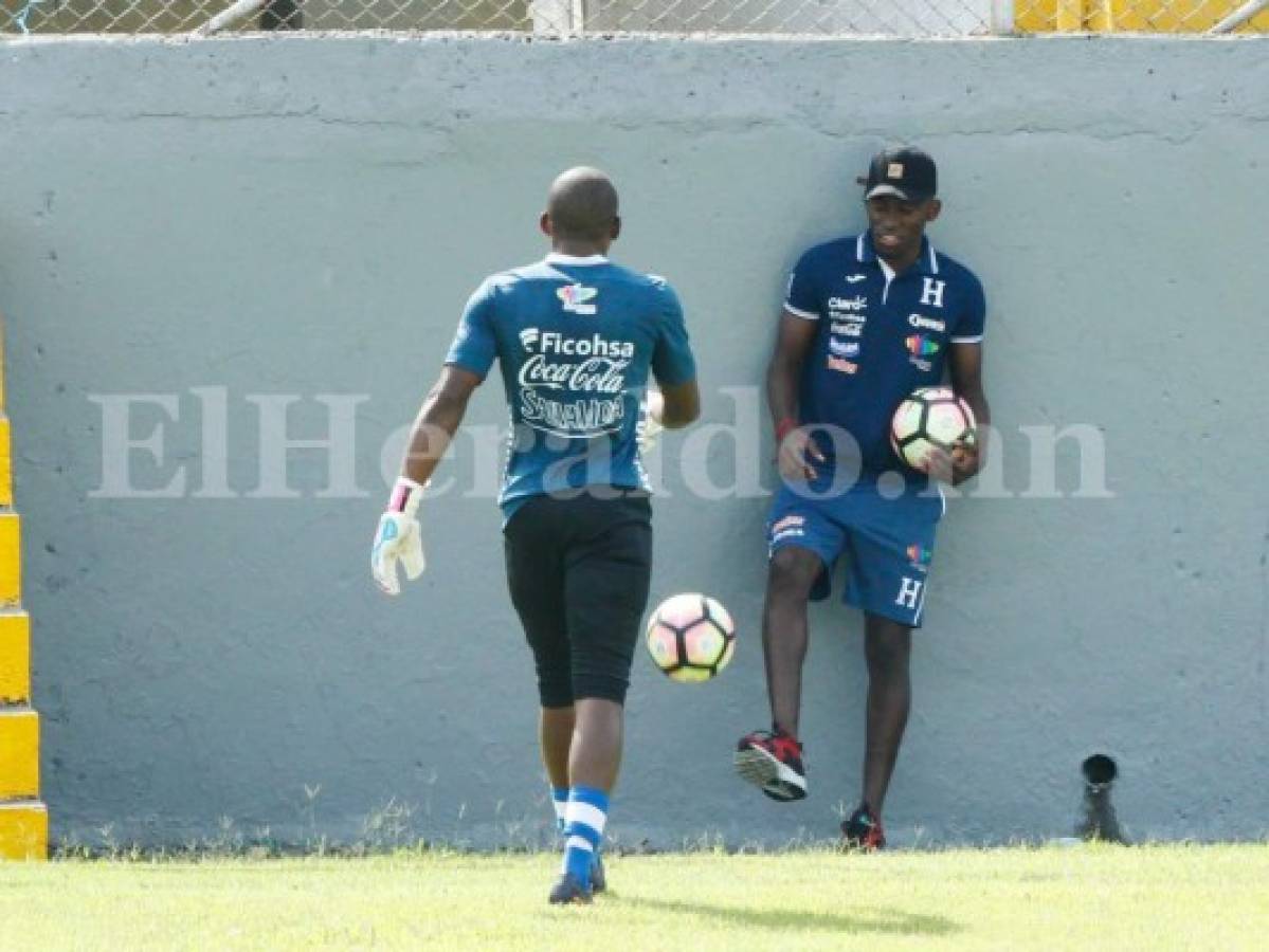 Alberth Elis sufre una lumbalgia y se ausenta del entreno de la Selección de Honduras