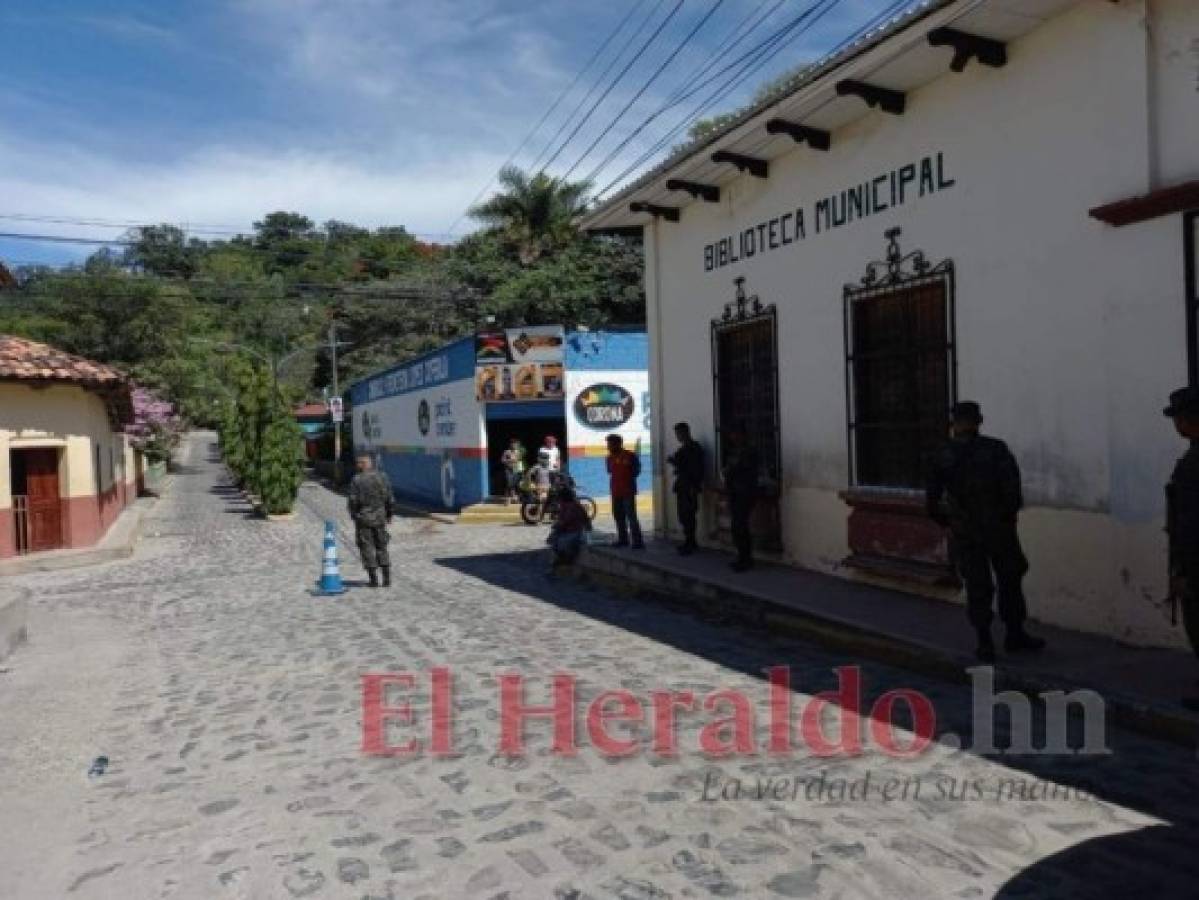 La presencia militar se mantuvo por las calles de la zona para brindar seguridad y orden a los habitantes. Foto: El Heraldo