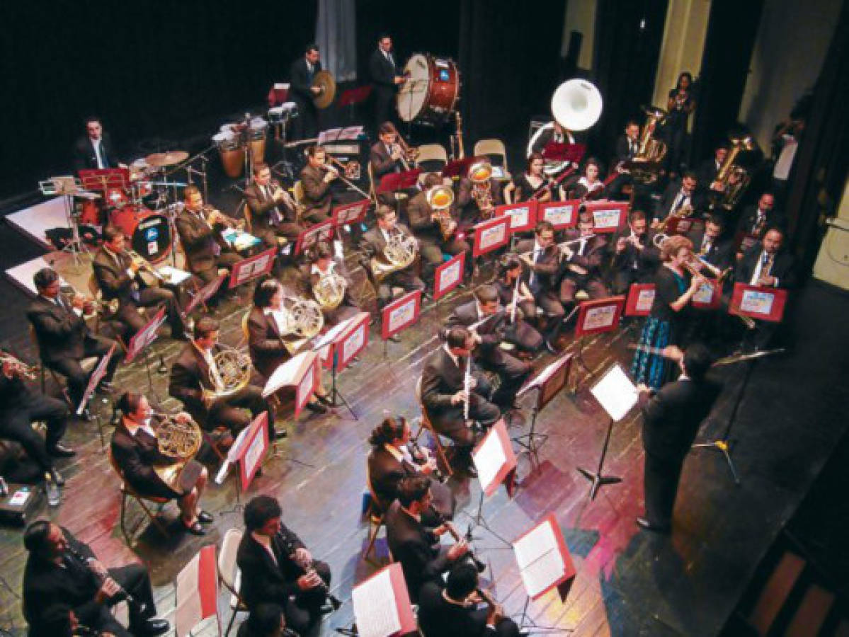 Banda de los supremos poderes: 115 años en la historia musical de Honduras