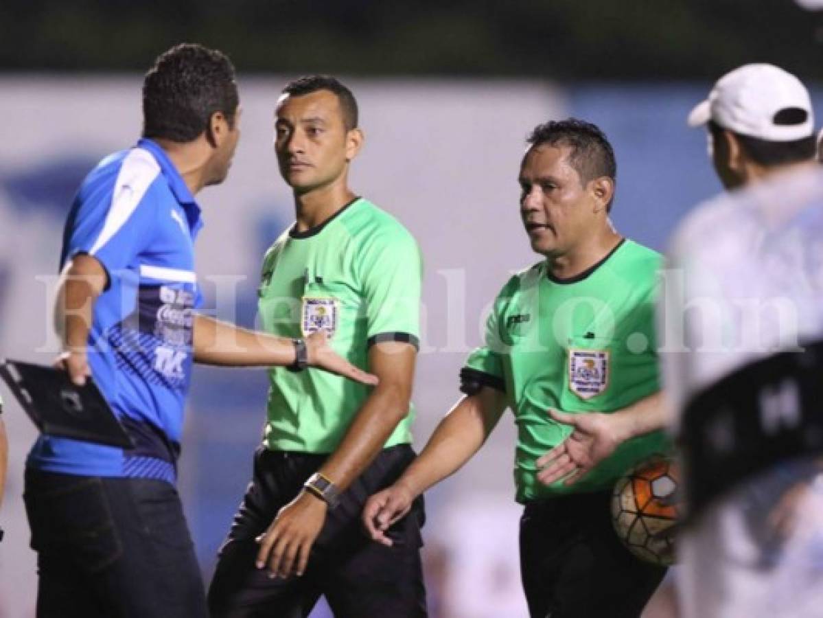 Héctor Vargas descarga contra el árbitro Geovany Mendoza y dice que Olimpia remontará en el Nacional