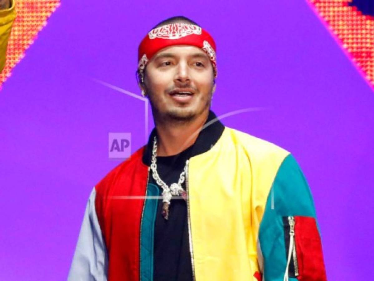 J Balvin encabeza con 8 las nominaciones al Latin Grammy