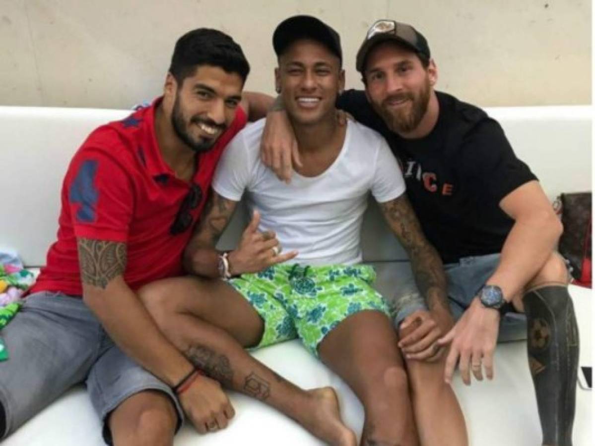 Messi, Suárez y Neymar se burlan de Piqué en Instagram