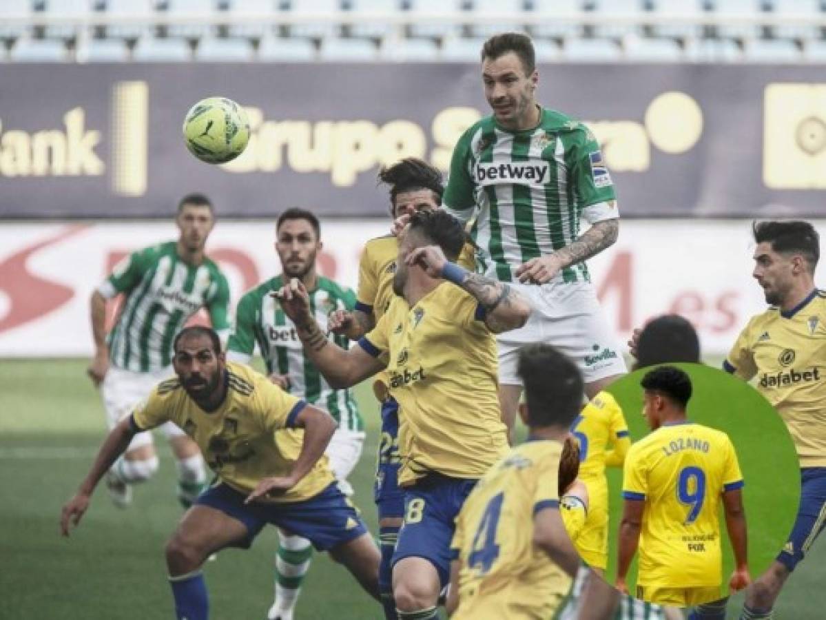 Betis vence al Cádiz del Choco Lozano y se lanza por puestos europeos