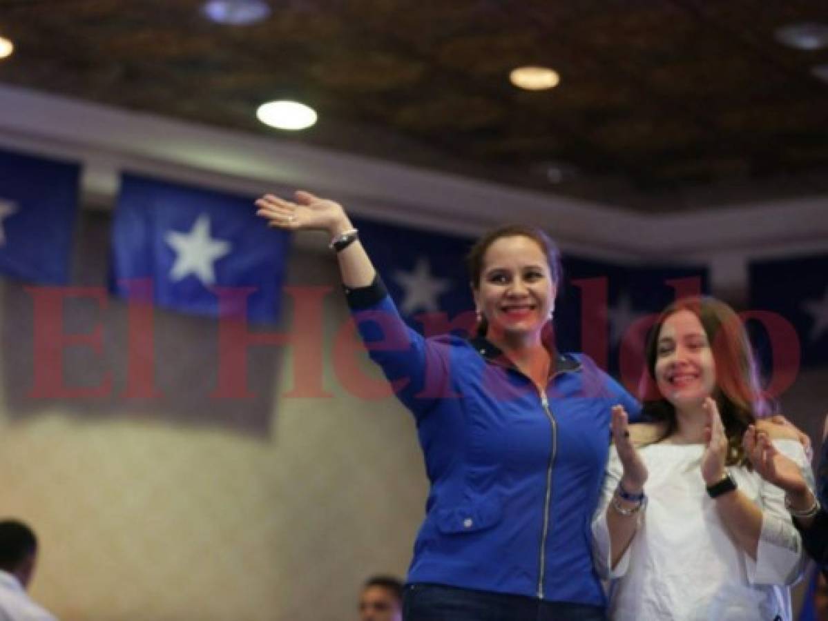 La oración de Ana García de Hernández al declarar ganador de las elecciones a Juan Orlando
