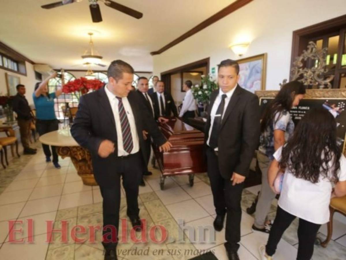 Velan restos del exalcalde capitalino Roberto 'Pelón' Acosta