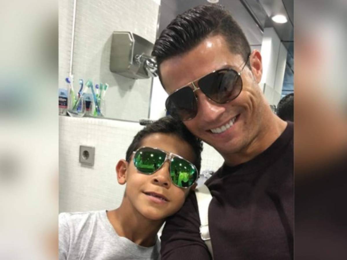 ¿Cuánto cuesta vestir como Cristiano Ronaldo Jr?