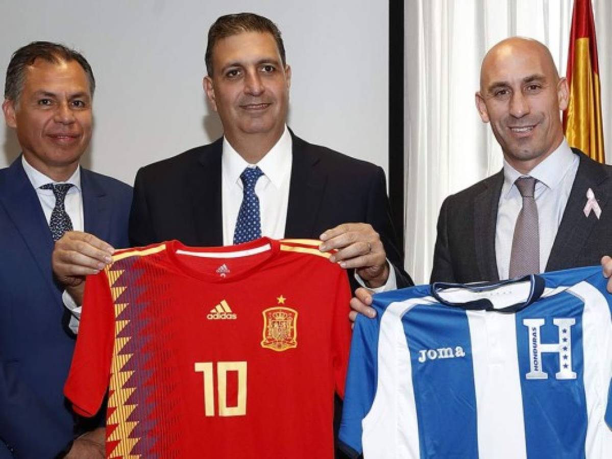 Federación española de fútbol firma acuerdo de cooperación con Honduras