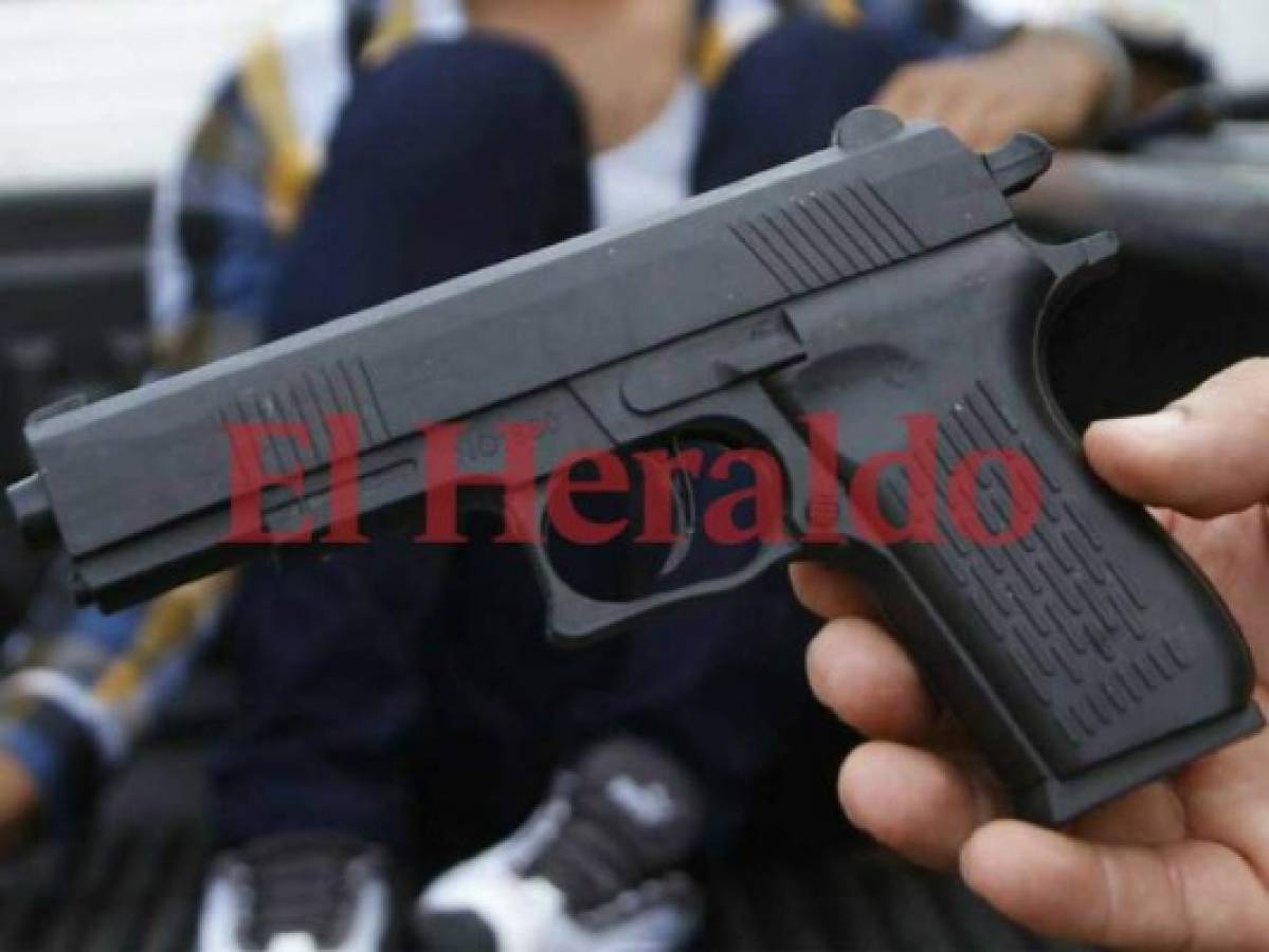 Honduras: Sanción por infringir veda de portar armas será de hasta L 17,820