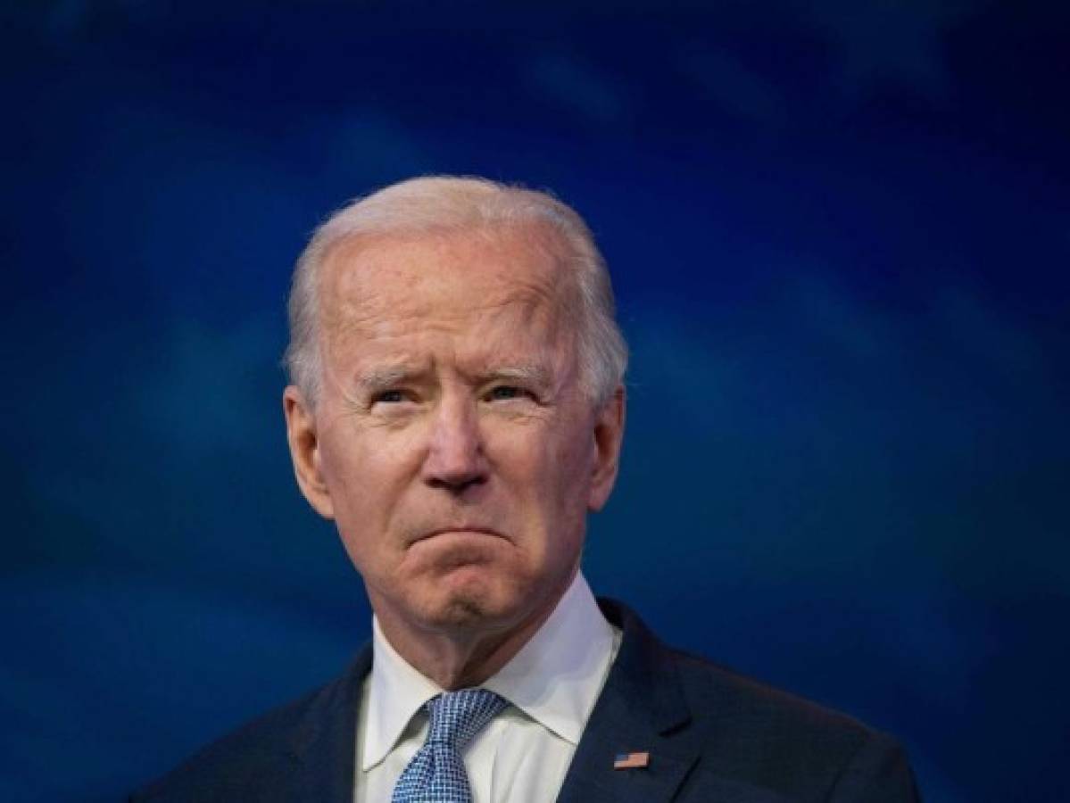 Biden califica como un ataque a la democracia disturbios en el Capitolio