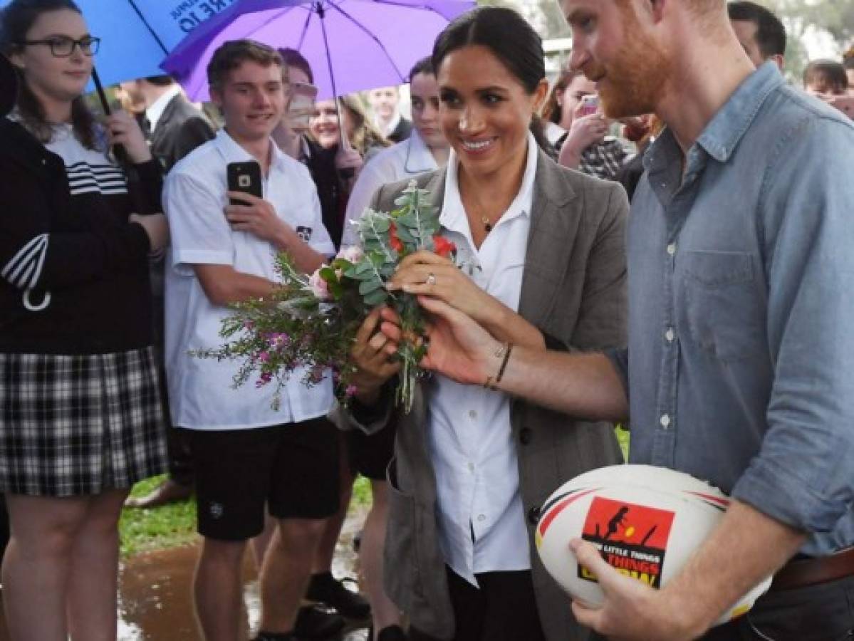 Meghan Markle y el príncipe Harry derrochan felicidad tras anuncio de embarazo