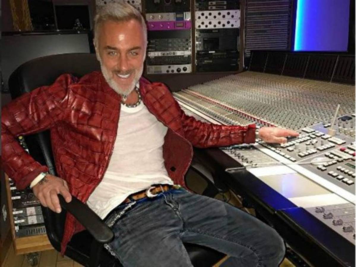 Critican a Gianluca Vacchi por fotos con su hijastra