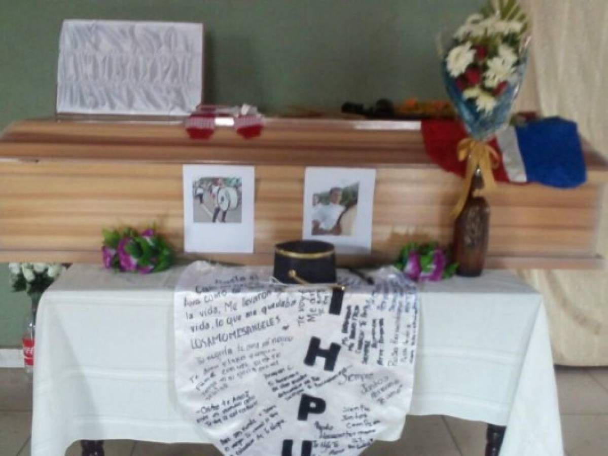 En Olancho sepultan restos de Luis Fernando Murillo, uno de los estudiantes asesinados en el Hato de Enmedio