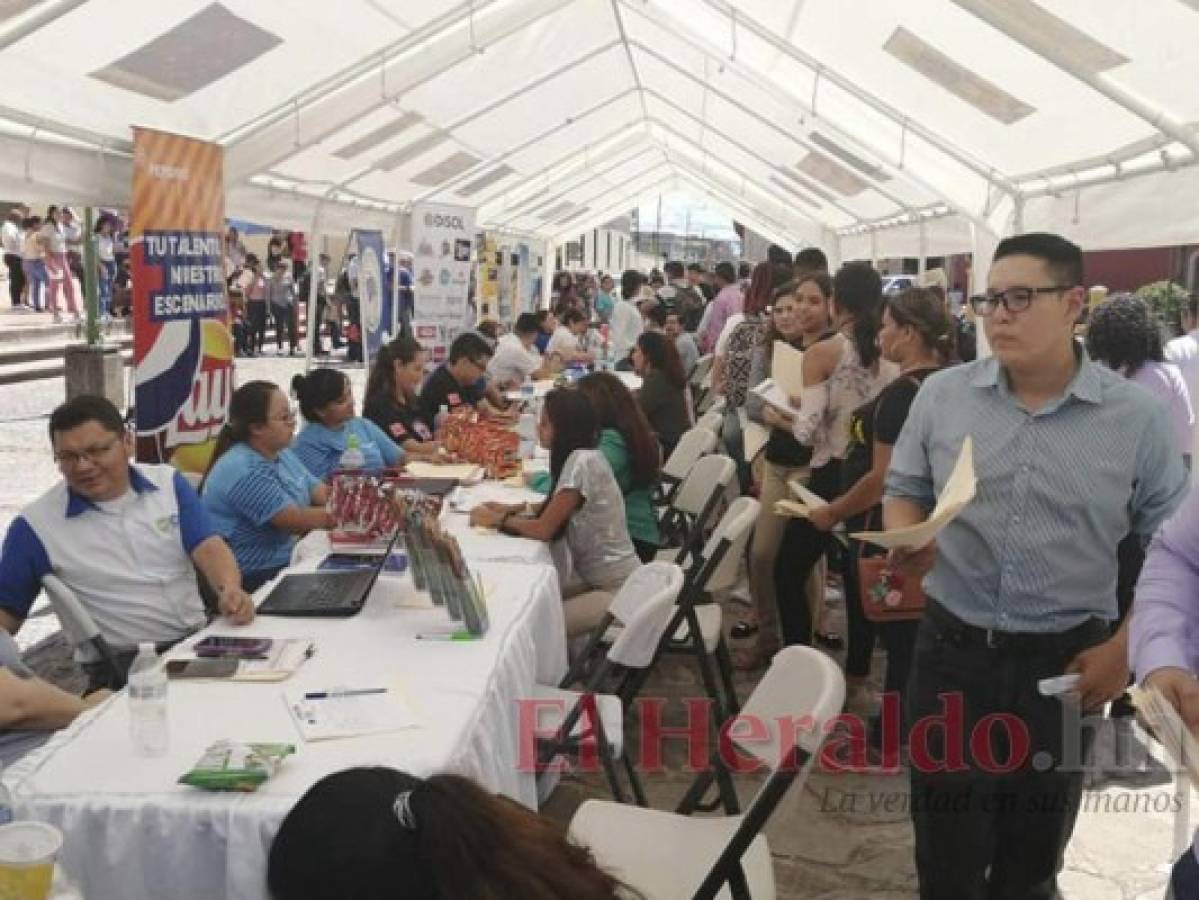 Empresas reportan bajas ventas y escasa contratación