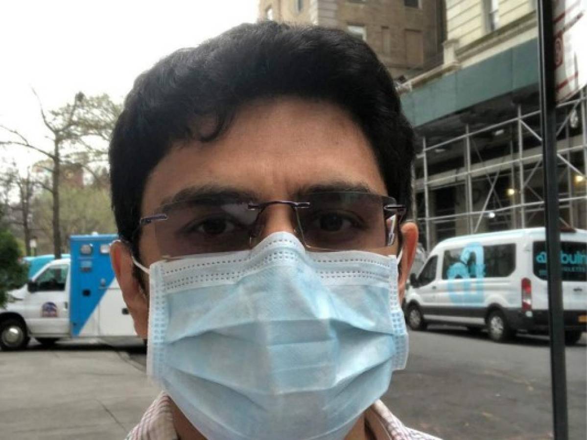 Médico de Nueva York se prepara para lo peor ante pandemia del coronavirus