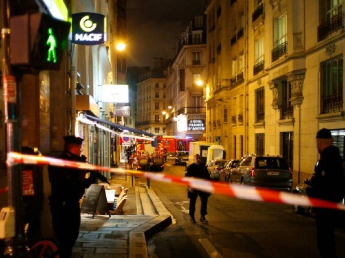 Estado islámico se hace responsable del ataque con cuchillo en París