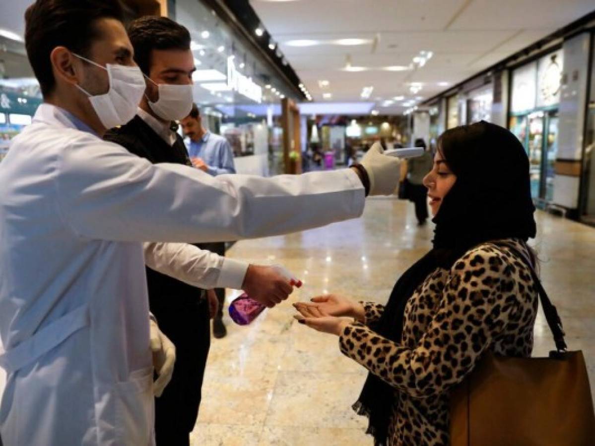 Arabia Saudí cancela peregrinación a La Meca por coronavirus