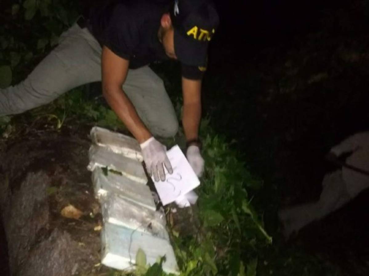 Encuentran 8 kilos de cocaína en un solar baldío de San Pedro Sula, zona norte de Honduras
