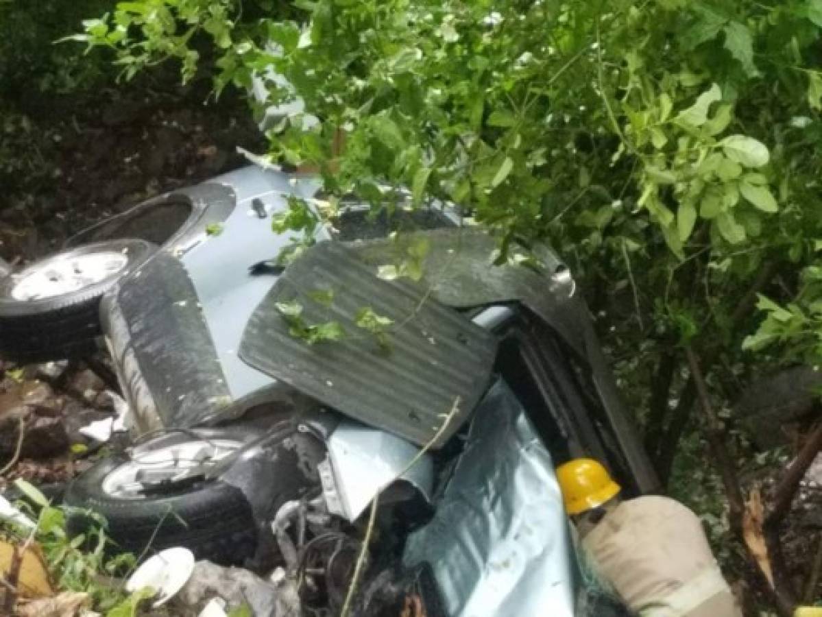 Extranjero muere en aparatoso accidente en carretera al sur de Honduras