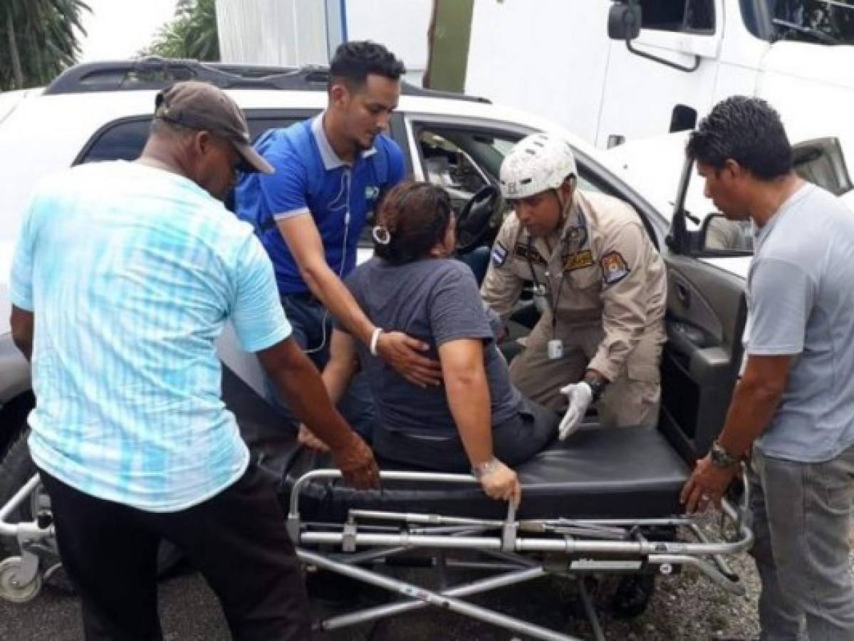 Dos personas lesionadas dejó una triple colisión en Tela