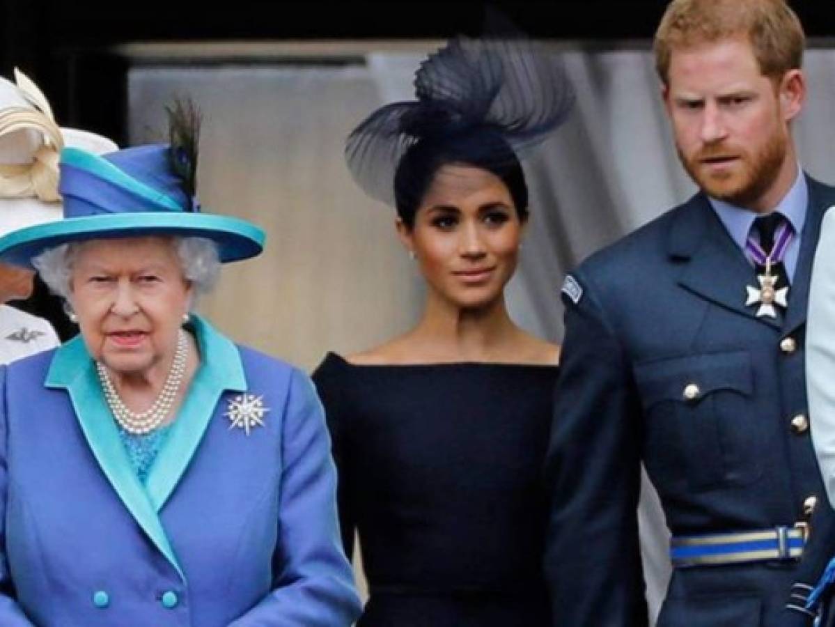 Reina Isabel II se prepara legalmente para 'atacar' a Meghan y Harry