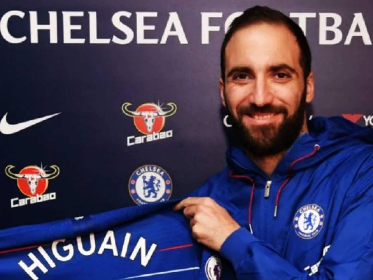 Gonzalo Higuaín a préstamo en el Chelsea hasta final de temporada