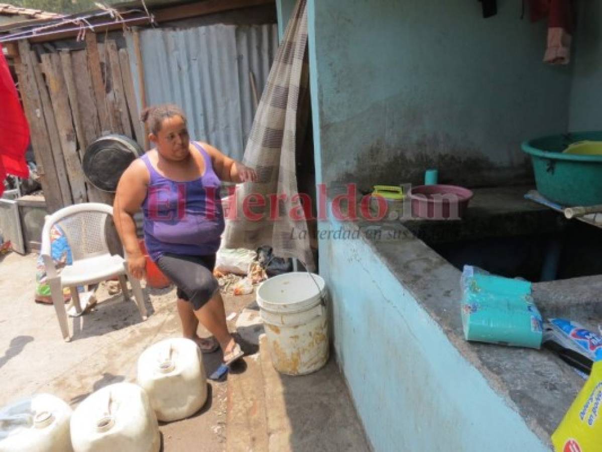 Casi 5,000 usuarios afectados por crisis de agua en La Paz