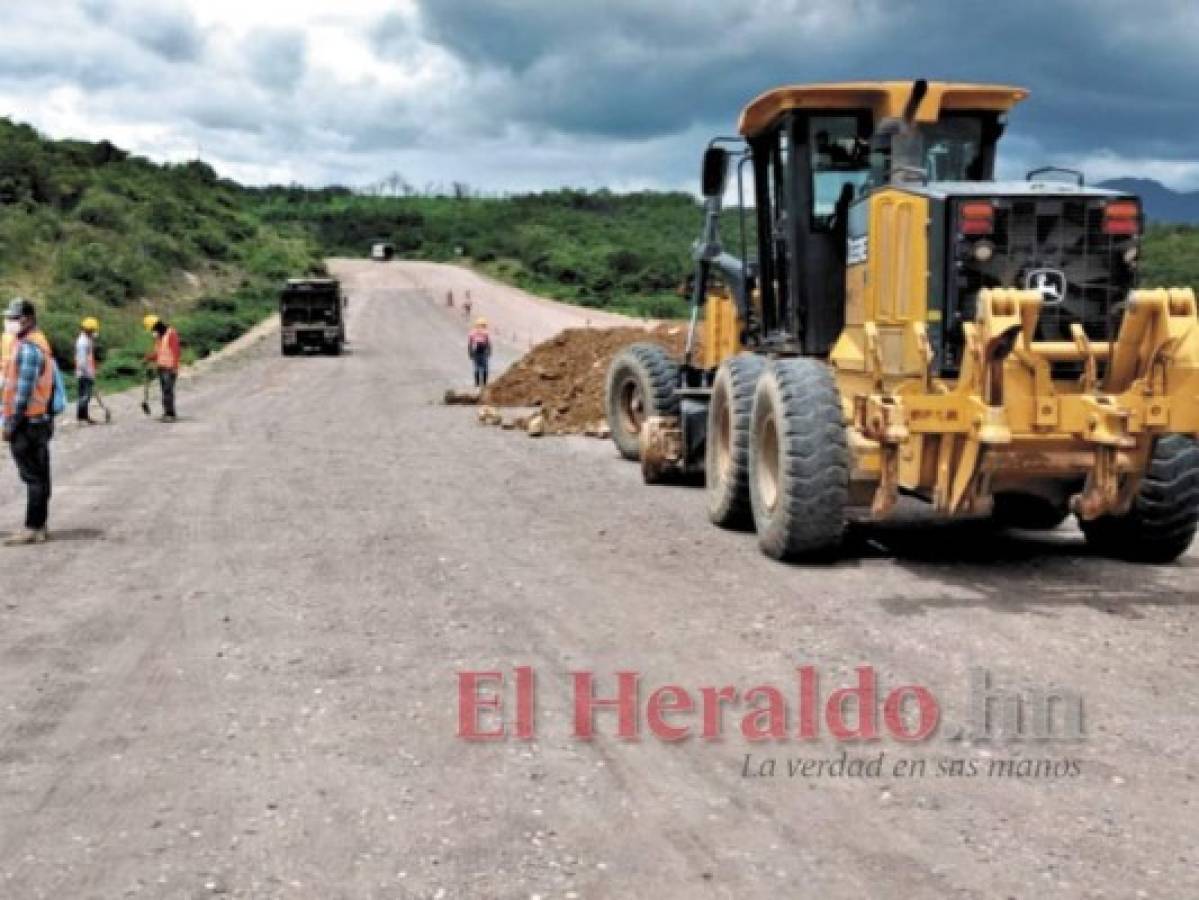 En riesgo obras de infraestructura por declive financiero en Invest-H