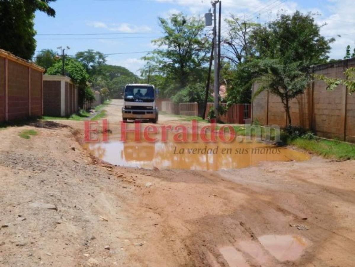 Pobladores piden mejorar las calles de tierra en Choluteca